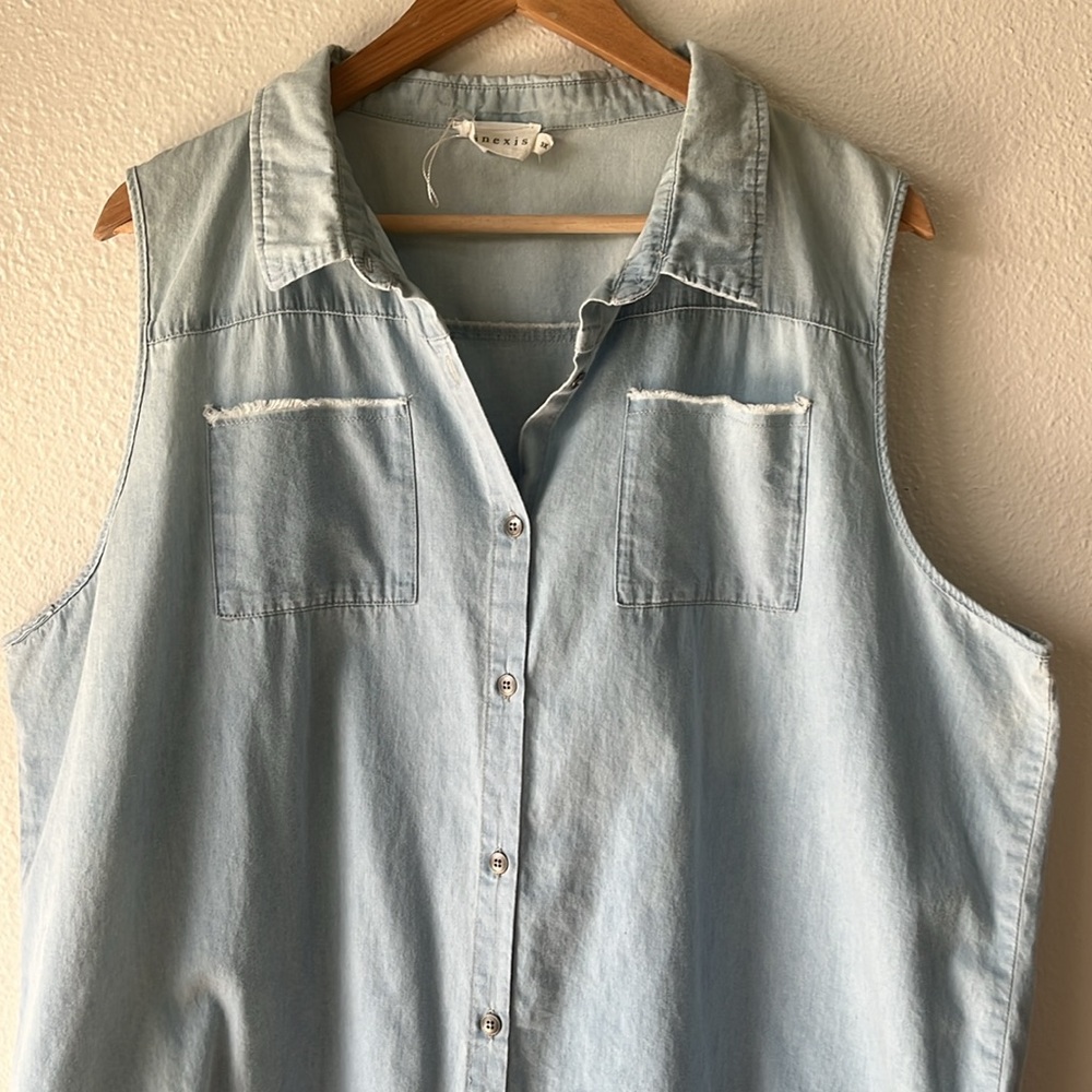 Ninexis Denim Button Down Raw Hem Sleeveless Long Hi-Lo Top Beach Plus Size 3X - Picture 2 of 6